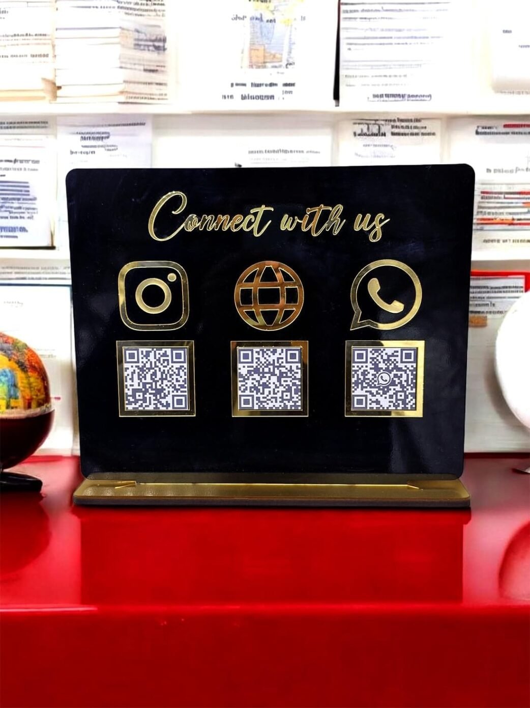 Panneau QR Code 3D noir doré personnalisé - Digital Business Card