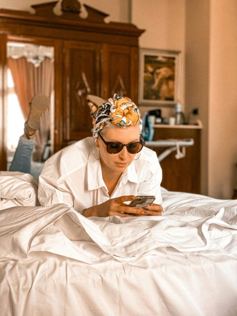 photo 1633685843225 7d8a232094bc